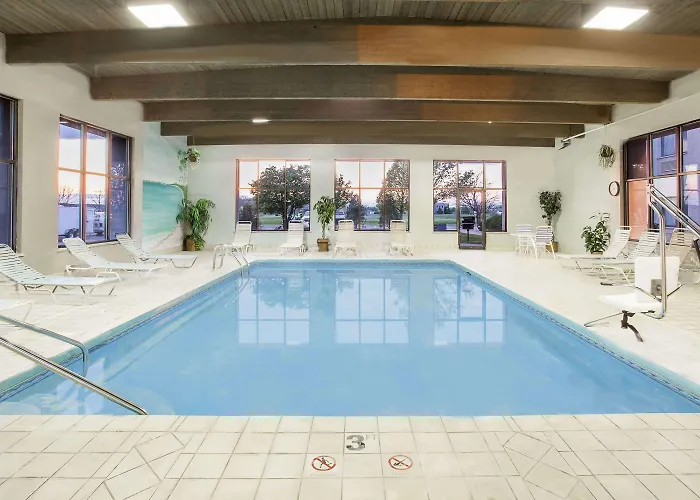 Baymont By Wyndham Janesville